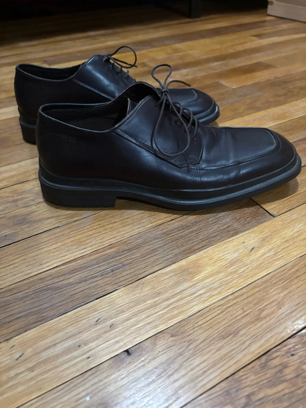 Classic Men's Hugo boss chocolate brown Leather Lace-Up Dress Shoes